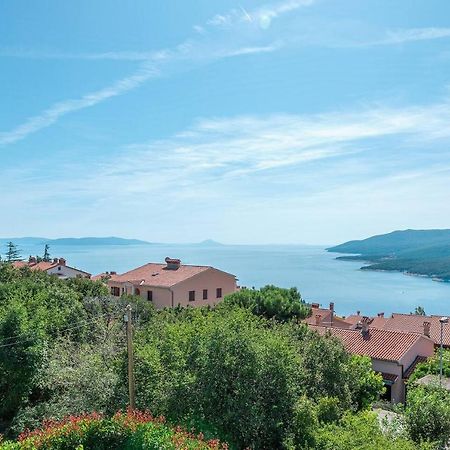 E&T Apartments With A Beautiful Pool Rabac Buitenkant foto